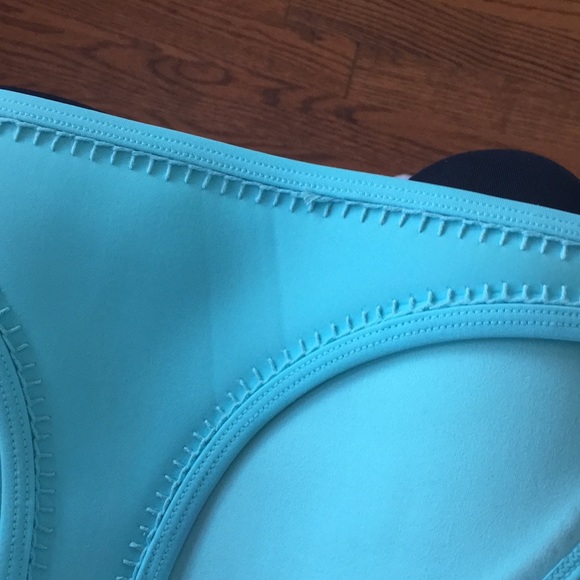 LOT OF 2 AUTHENTIC TRIANGL BIKINIS👙 - Picture 5 of 5